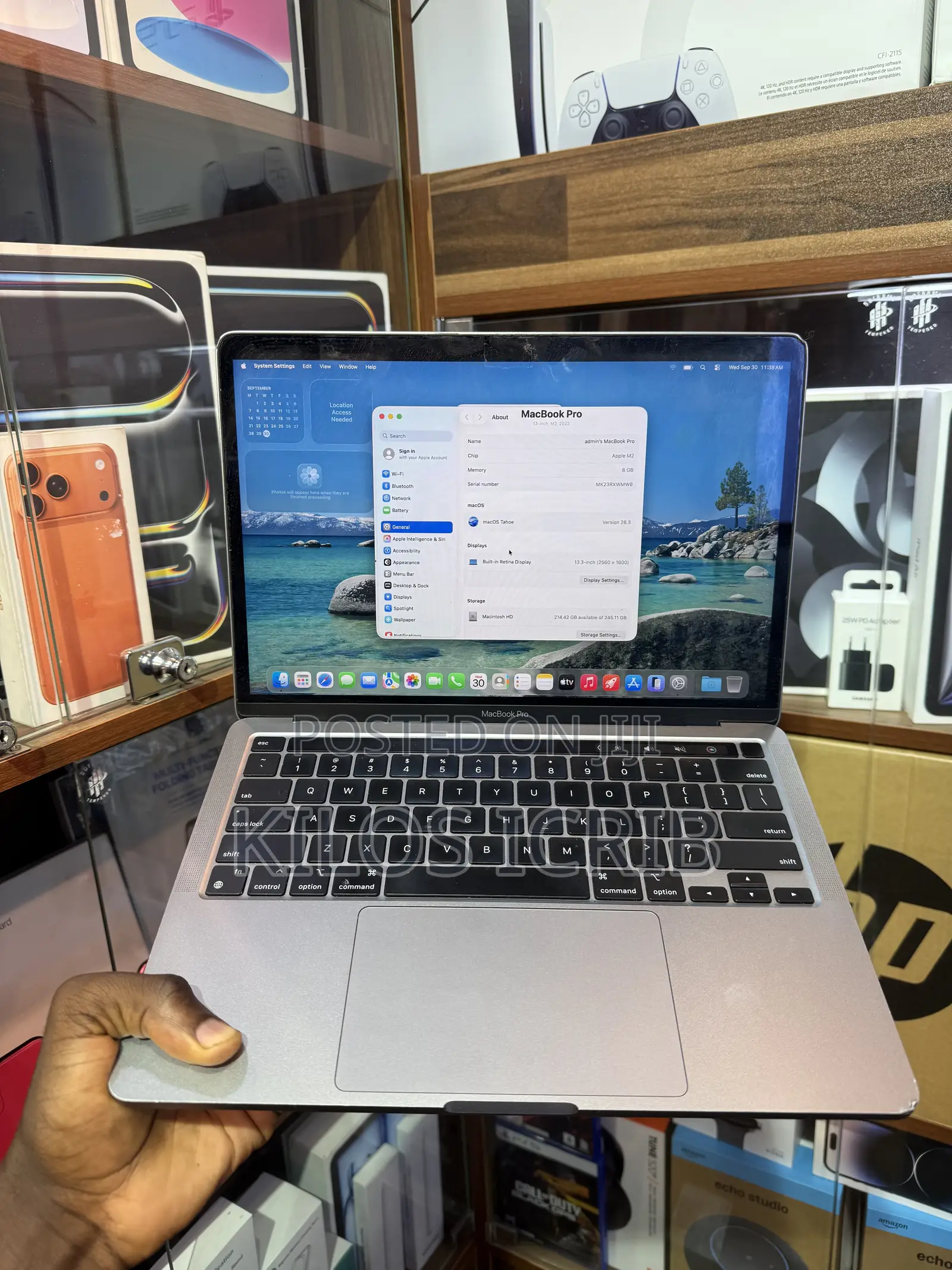 Laptop Apple MacBook Pro 2022 M2 8GB Apple M2 SSD 256GB