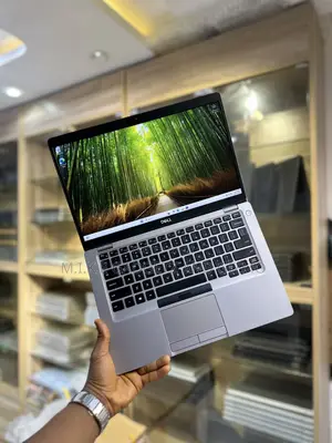 Laptop Dell Latitude 5410 16GB Intel Core i7 SSD 512GB