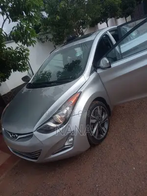 Hyundai Elantra Limited 4dr Sedan (1.8L 4cyl 6A) 2014 Silver