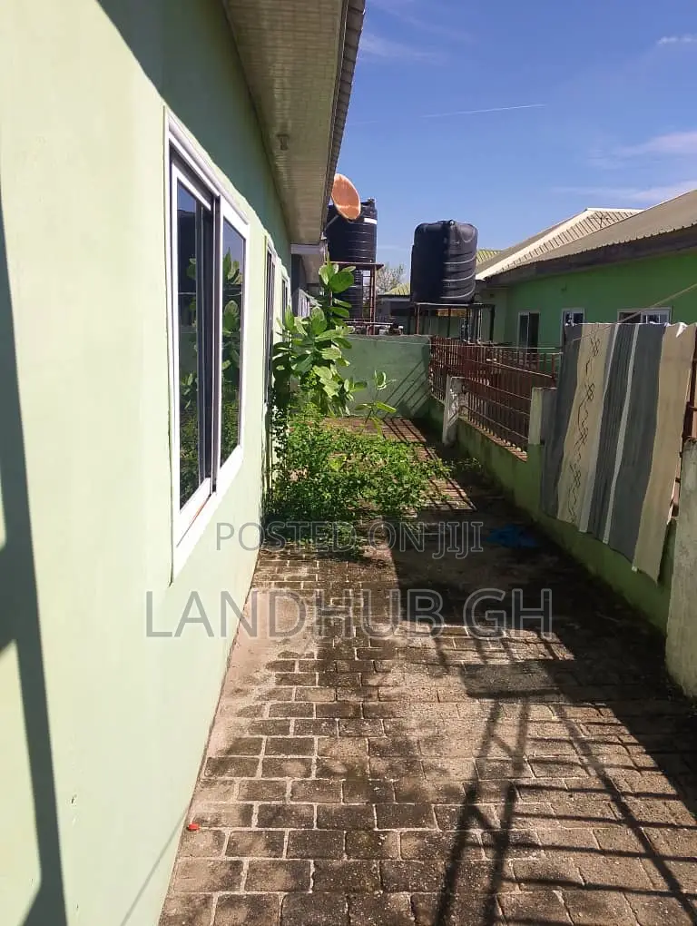 2bdrm House in Community 25 for sale