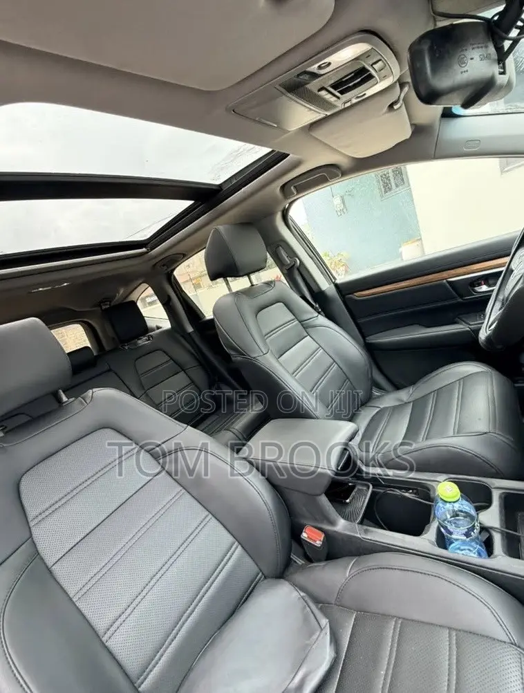 Honda CR-V Touring 4dr SUV AWD (1.5L 4cyl CVT) 2017 Black