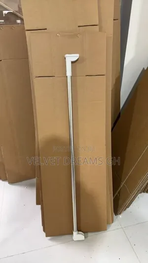 Adjustable Telescopic Curtain Rod