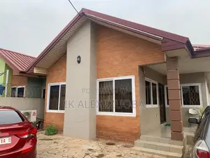 3bdrm House in Tema Community 25 for sale