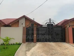 3bdrm House in Tema Community 25 for sale
