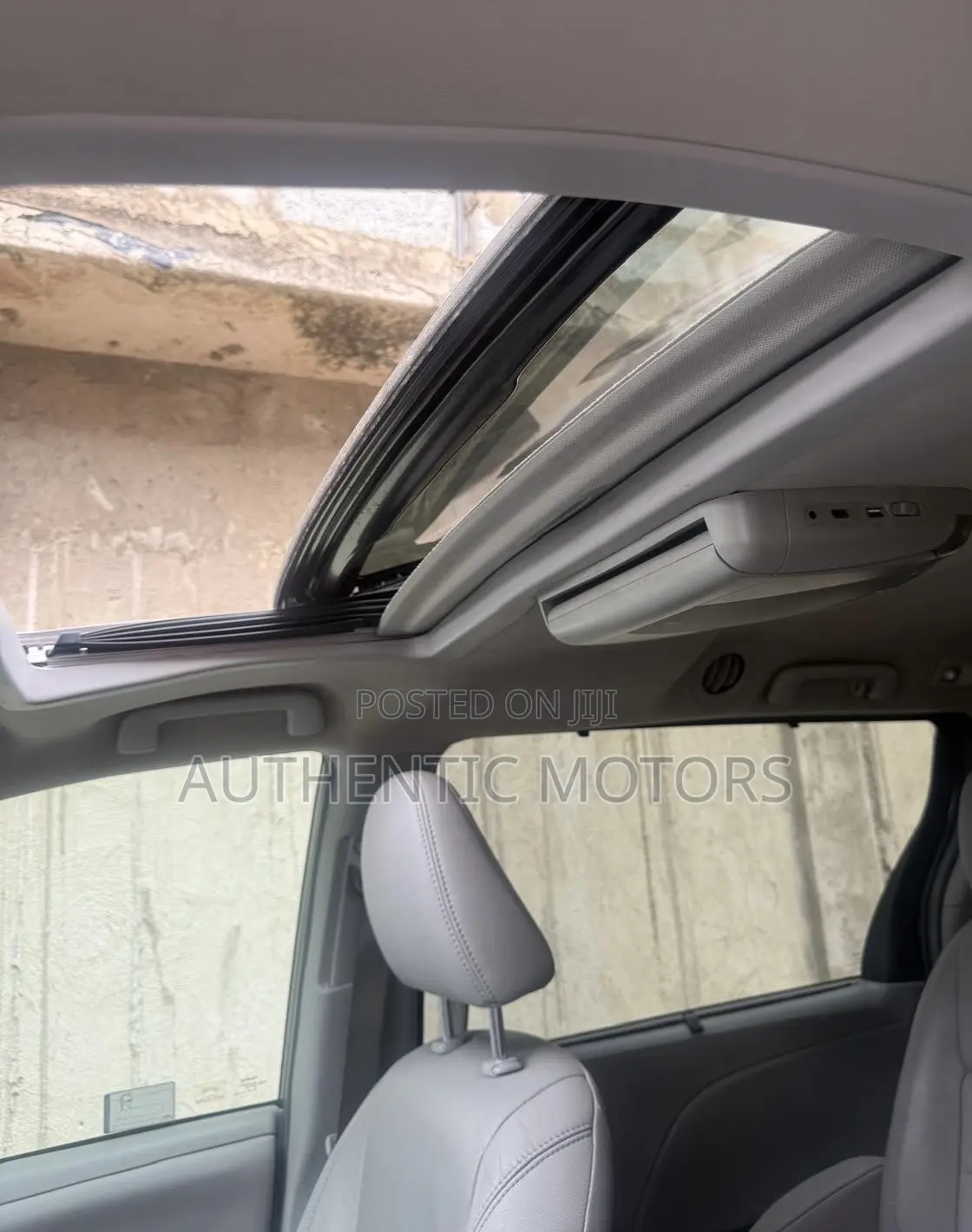 Toyota Sienna 2017 Gray
