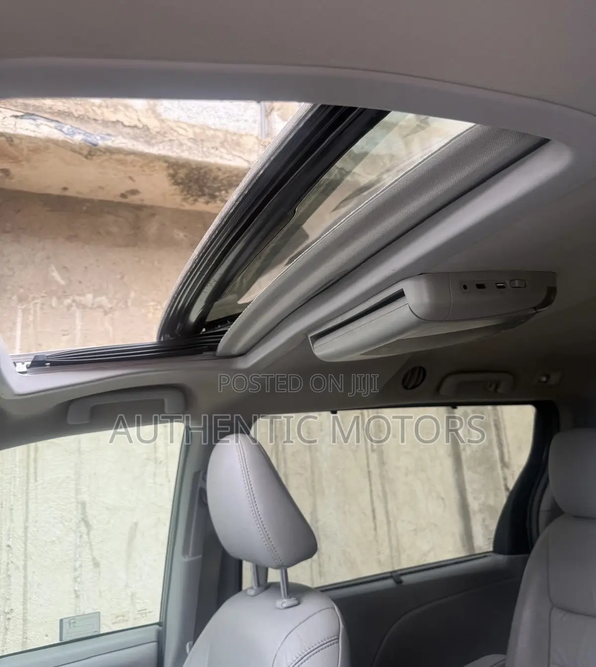 Toyota Sienna 2017 Gray
