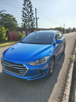 Hyundai Avante 2016 Blue