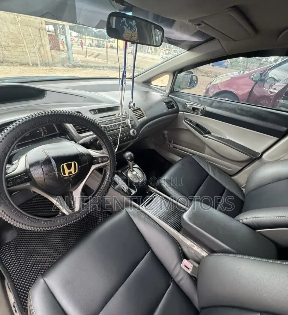 Honda Civic 2008 Beige