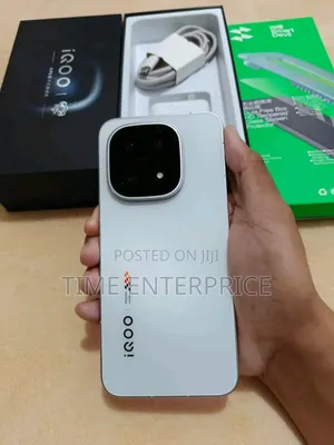 New Vivo iQOO 15 256 GB Gray