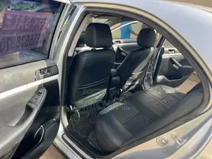 Toyota Avensis 2009 Silver