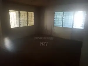 3bdrm Duplex in New Ghawe Near Lafa, Mallam for rent