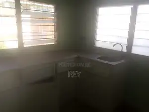 3bdrm Duplex in New Ghawe Near Lafa, Mallam for rent