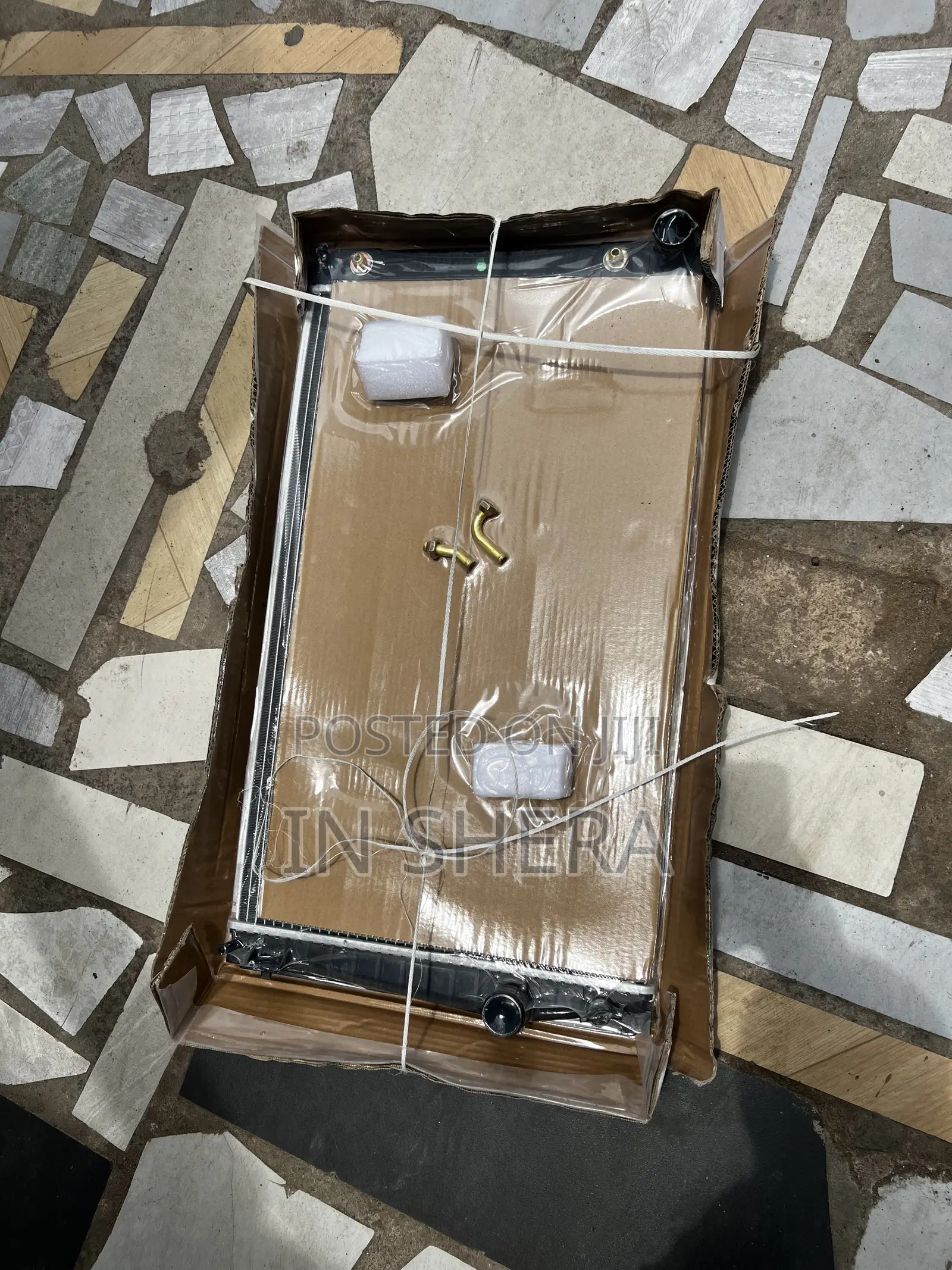 Toyota RAV4 Radiator Water Tank 2011 2012 2013 2014