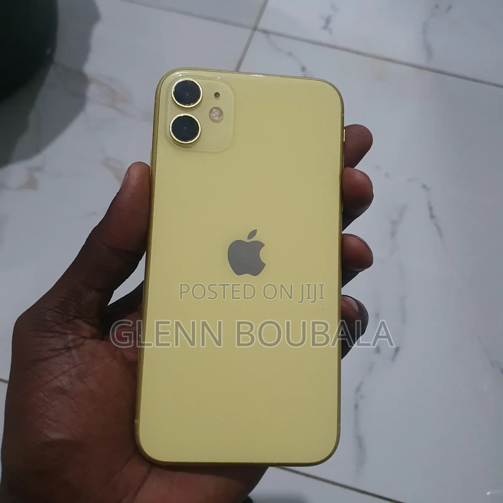 Apple iPhone 11 64 GB Yellow