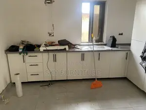 Modern European Kitchen Cabinets