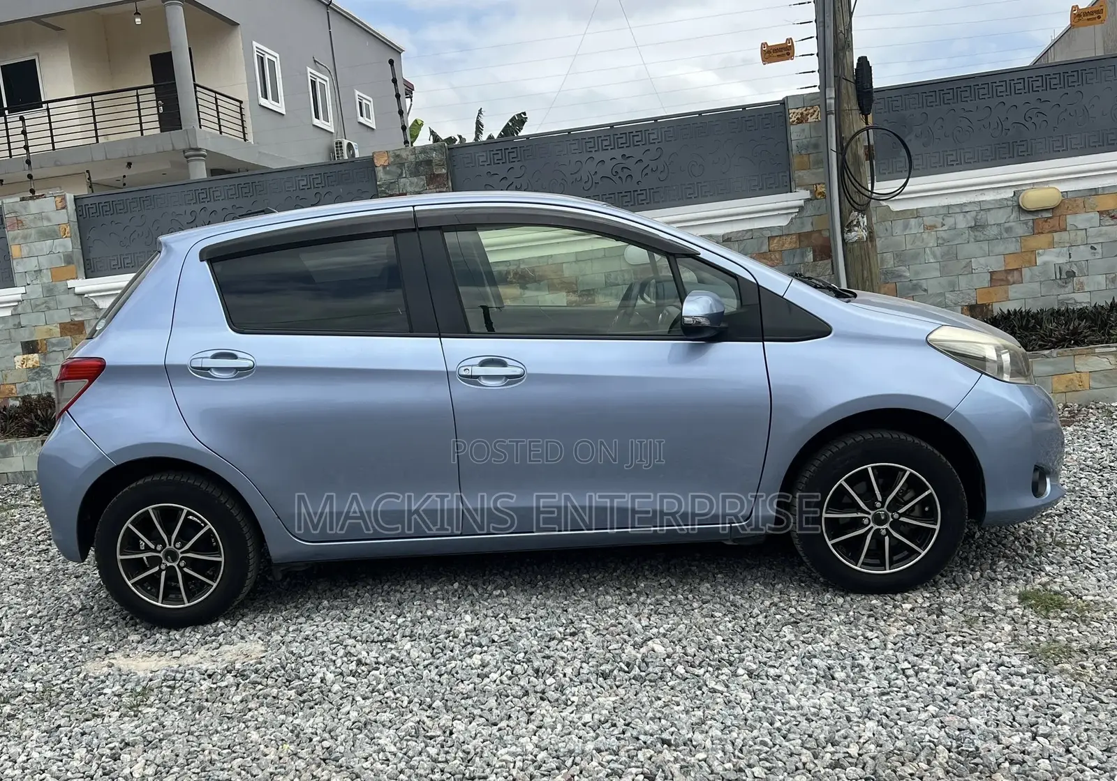 Toyota Vitz 2013 Teal