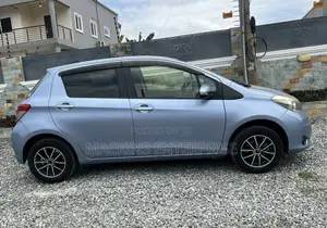 Toyota Vitz 2013 Teal