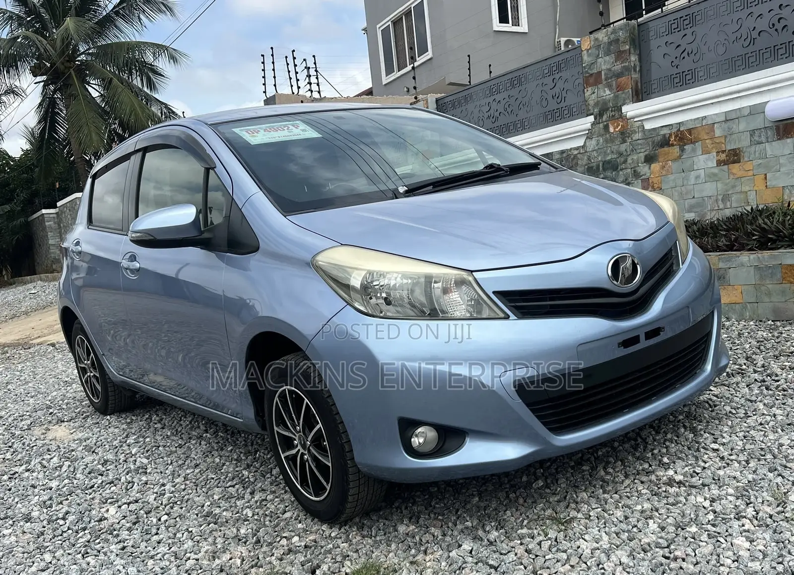 Toyota Vitz 2013 Teal