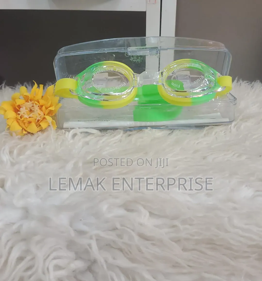 Anti-Fog UV Protection HD Lenses Swimming Goggles