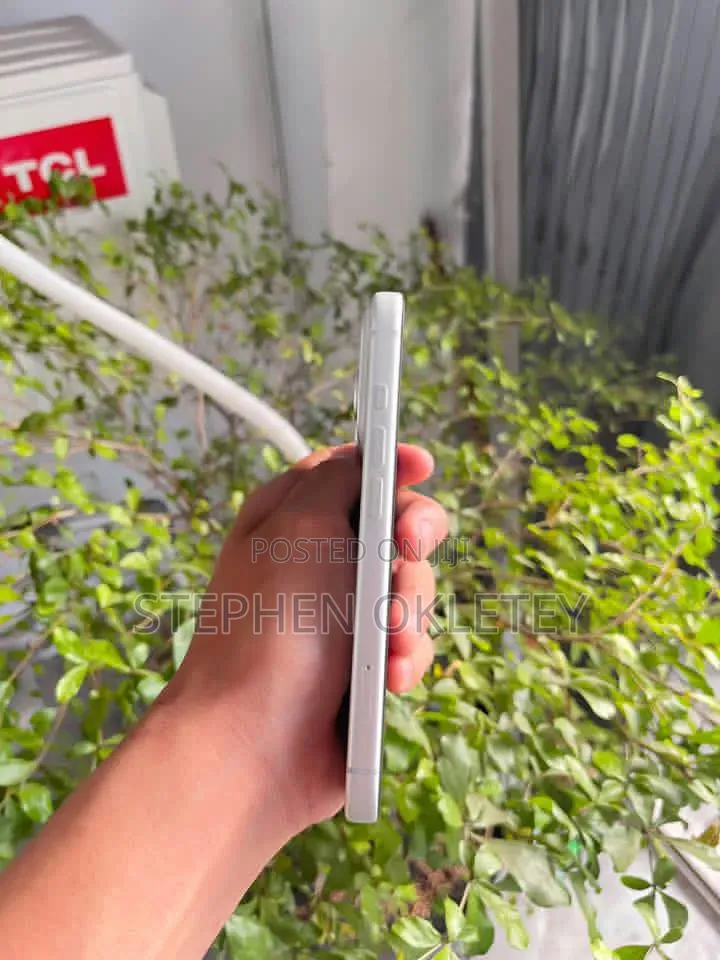 New Apple iPhone 17 Pro Max 256 GB White