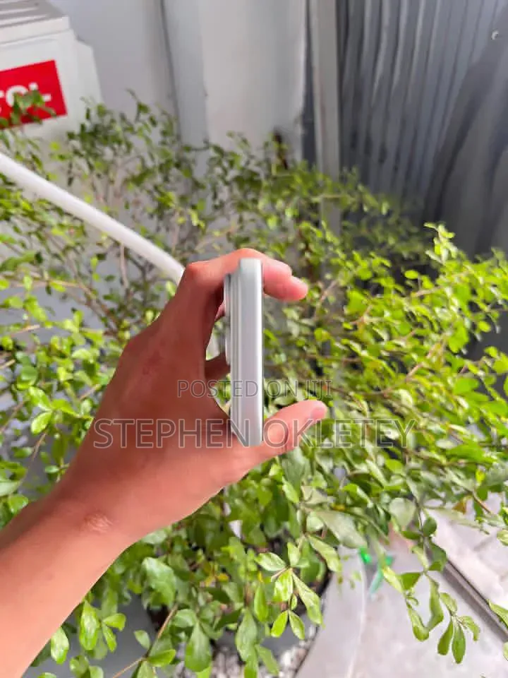 New Apple iPhone 17 Pro Max 256 GB White