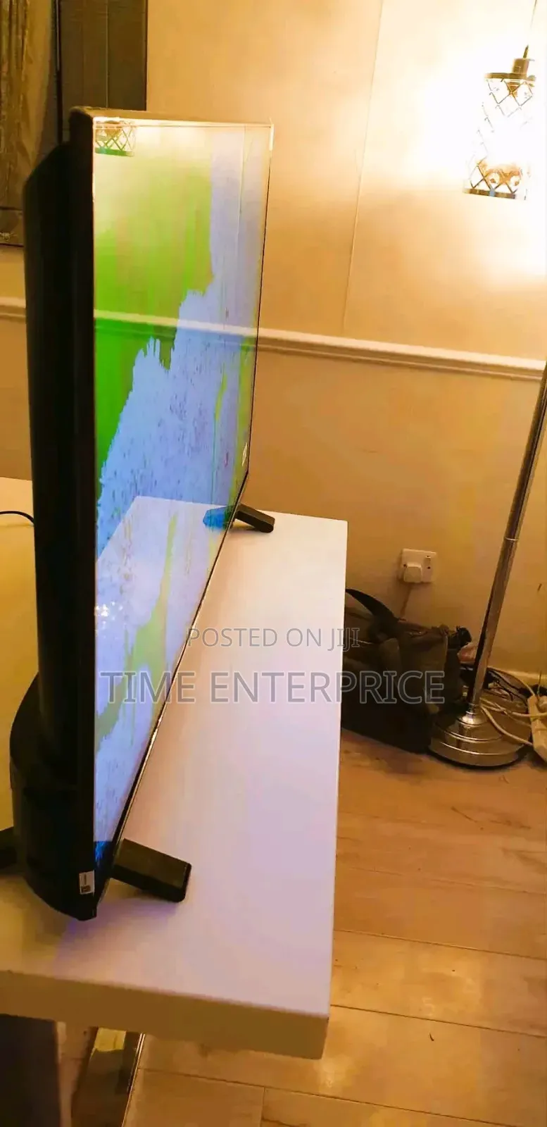 Hisence 50inches TV