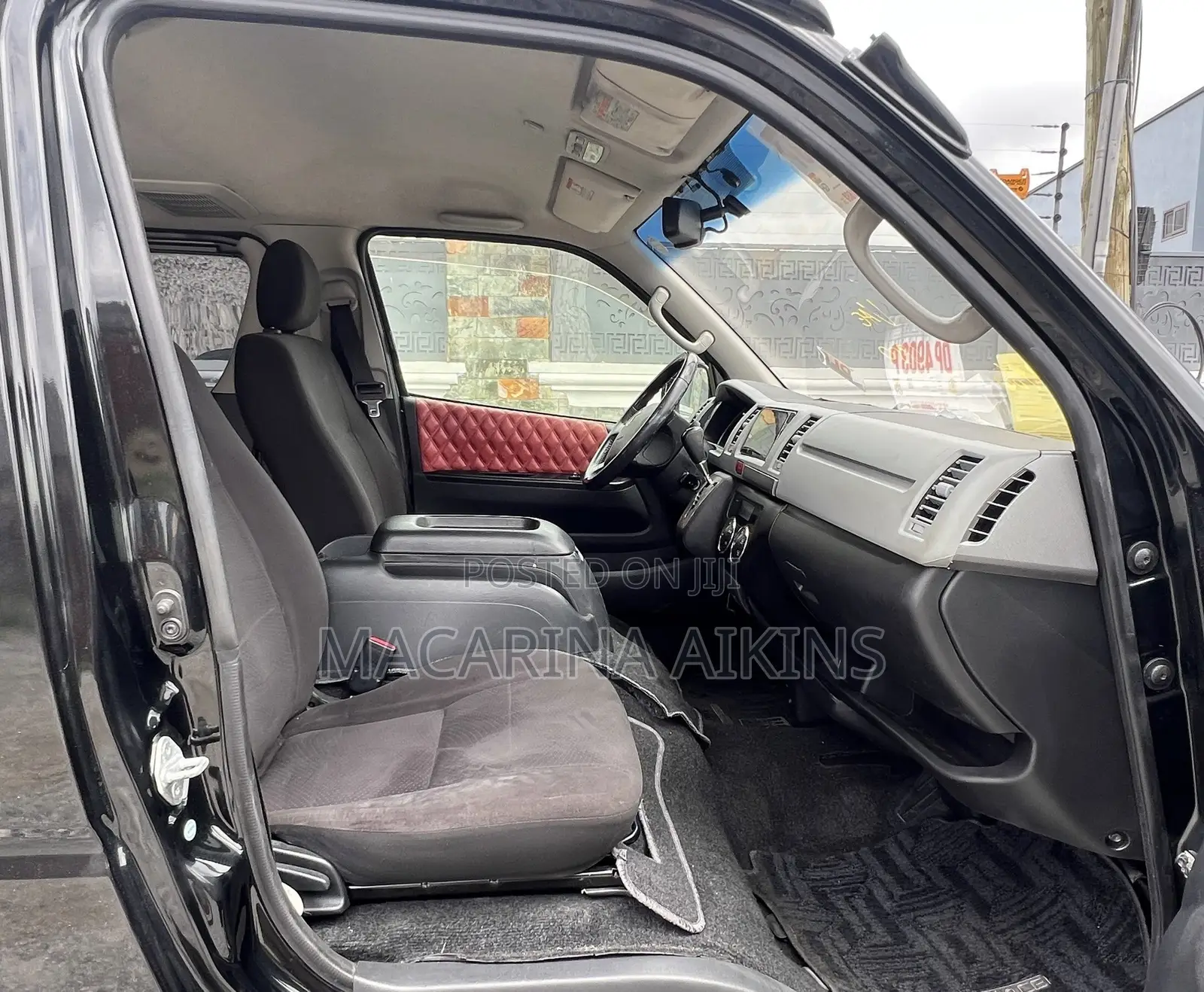 Toyota Grand HiAce 2002 Black
