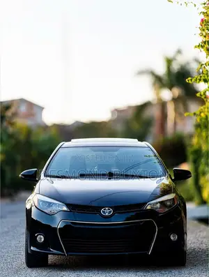 Toyota Corolla S 4dr Sedan (1.8L 4cyl CVT) 2016 Black