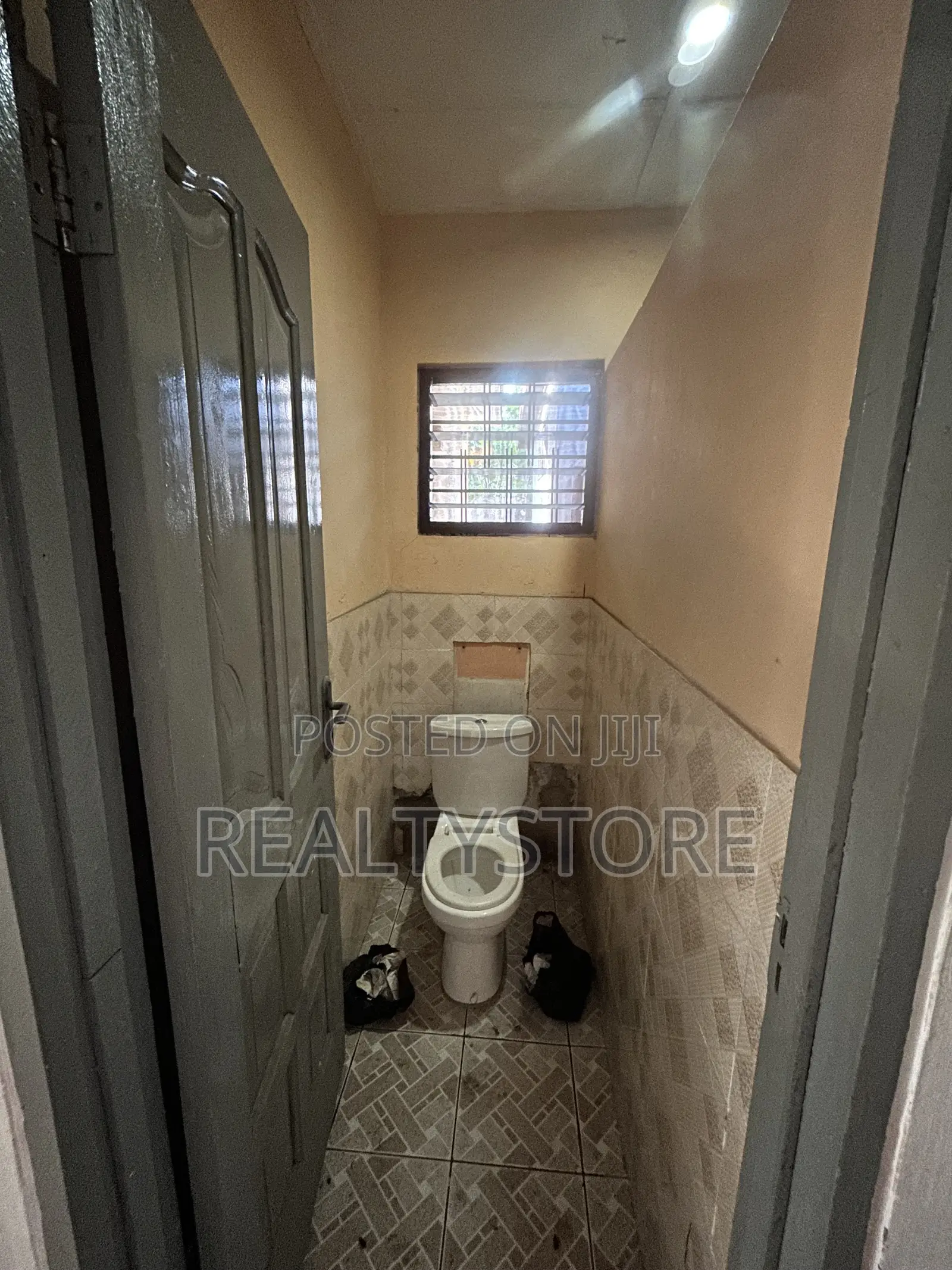 4bdrm House in Ashongman Estate, Accra Metropolitan for sale