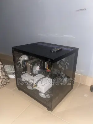 Desktop Computer 16GB Intel Xeon HDD+SSD 1T