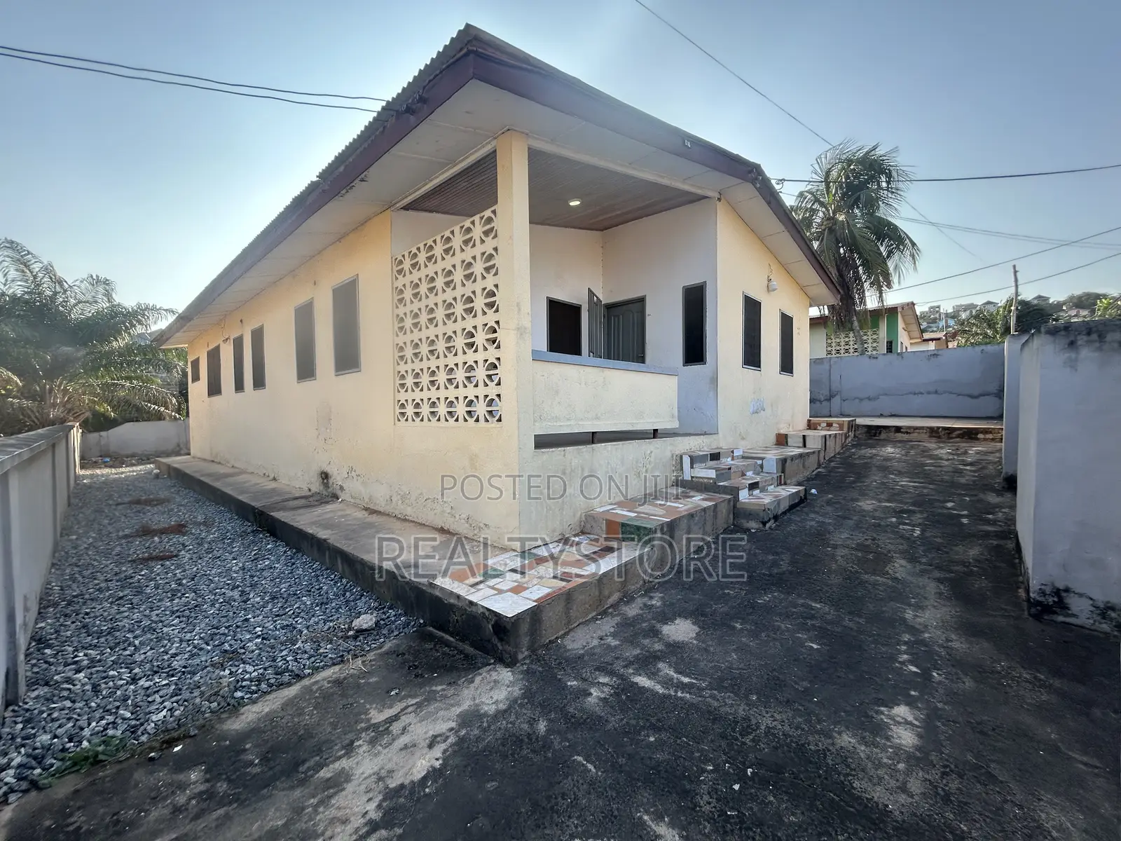 4bdrm House in Ashongman Estate, Accra Metropolitan for sale