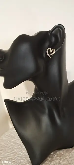 Niche Love Stud Design Ear Jewelry