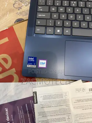 New Laptop Lenovo Ideapad 3 8GB Intel Core i5 SSD 256GB