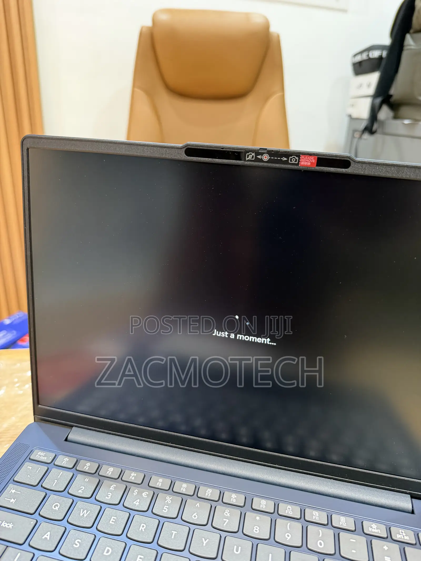 New Laptop Lenovo Ideapad 3 8GB Intel Core i5 SSD 256GB