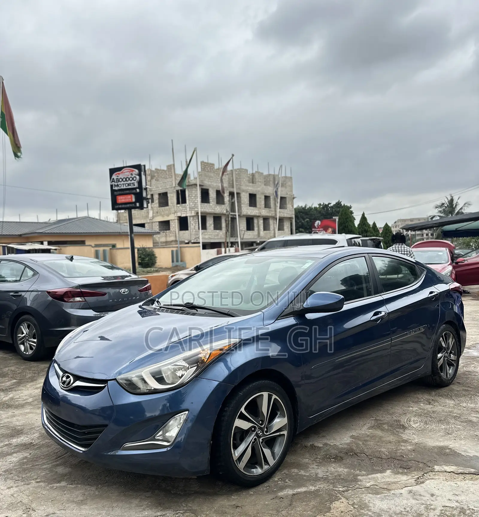 Hyundai Elantra Limited Sedan FWD (1.8L 4cyl 6A) 2016 Blue