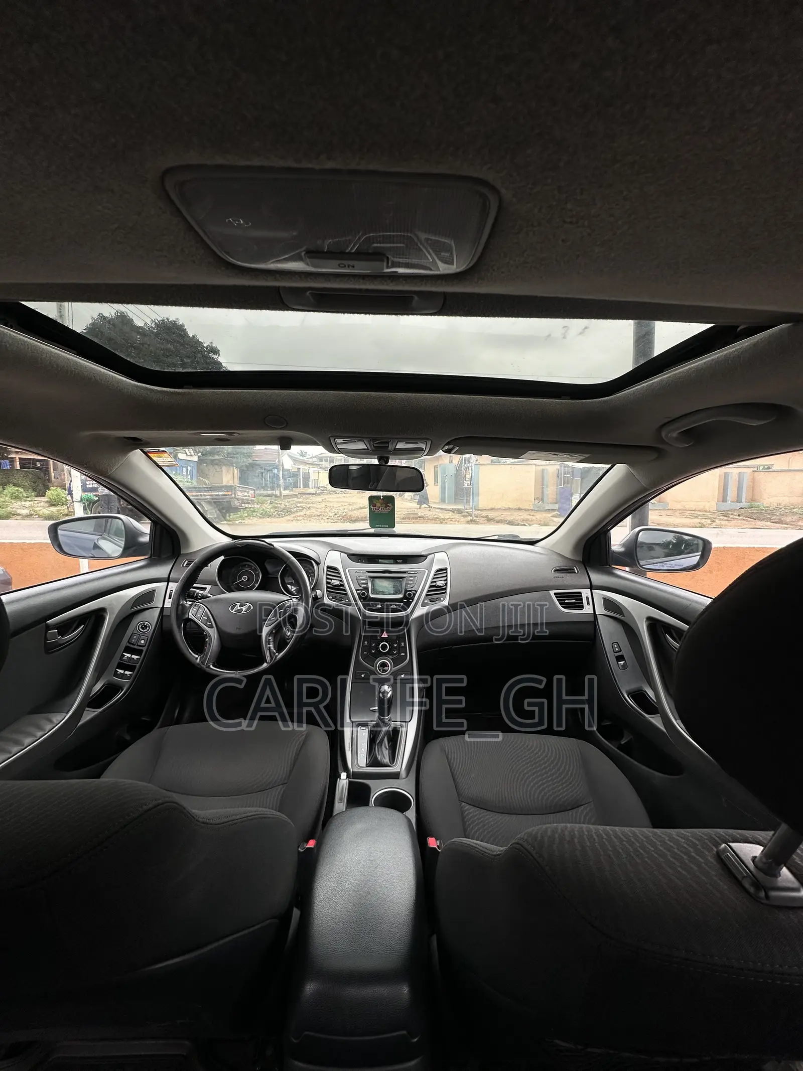 Hyundai Elantra Limited Sedan FWD (1.8L 4cyl 6A) 2016 Blue