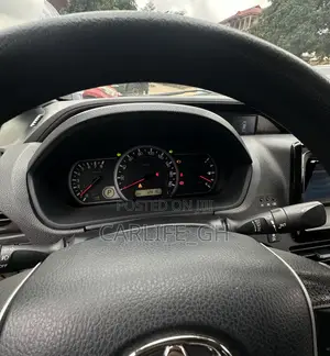 Toyota Voxy X 4WD 7-Seater 2015 Black