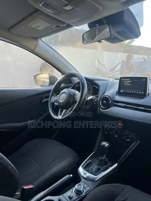 Scion iA Base 2016 Silver