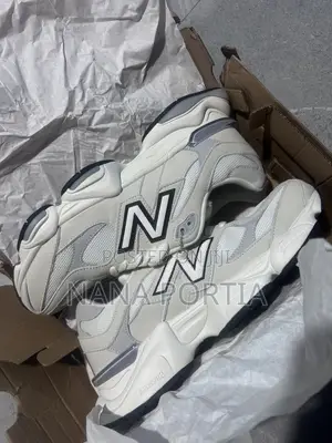 New Balnce Sneakers