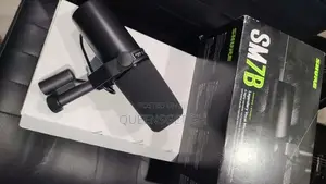 Shure SM7B Podcast Microphone