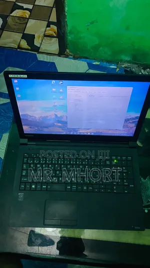Laptop Toshiba 8GB Intel Core i3 HDD 500GB