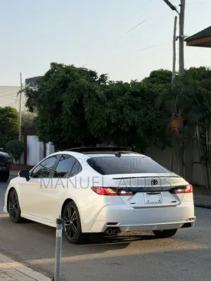 Toyota Camry XSE 2025 White