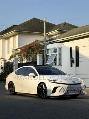 Toyota Camry XSE 2025 White