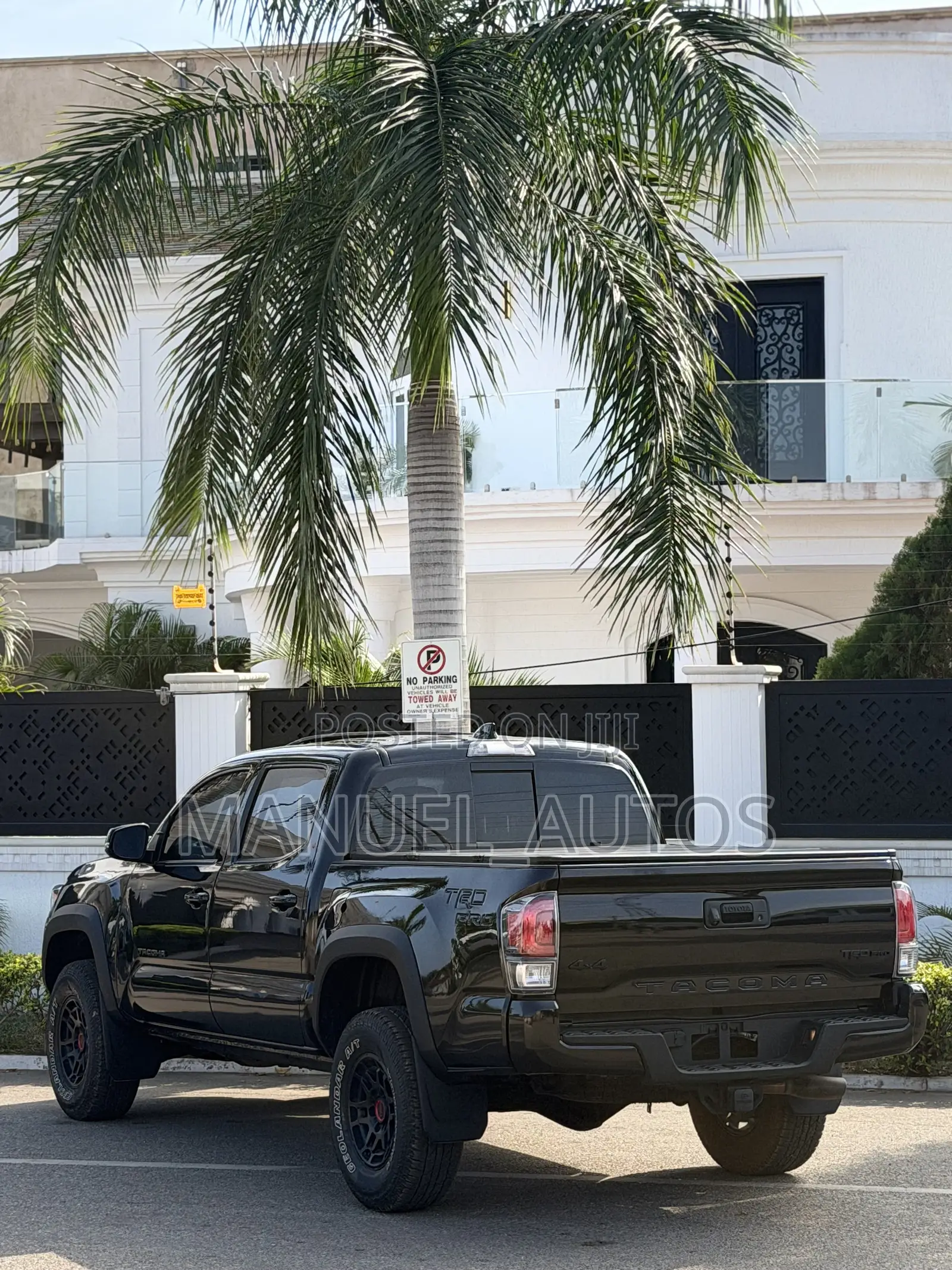 Toyota Tacoma TRD Pro Double Cab 5' Bed V6 AT 2023 Black