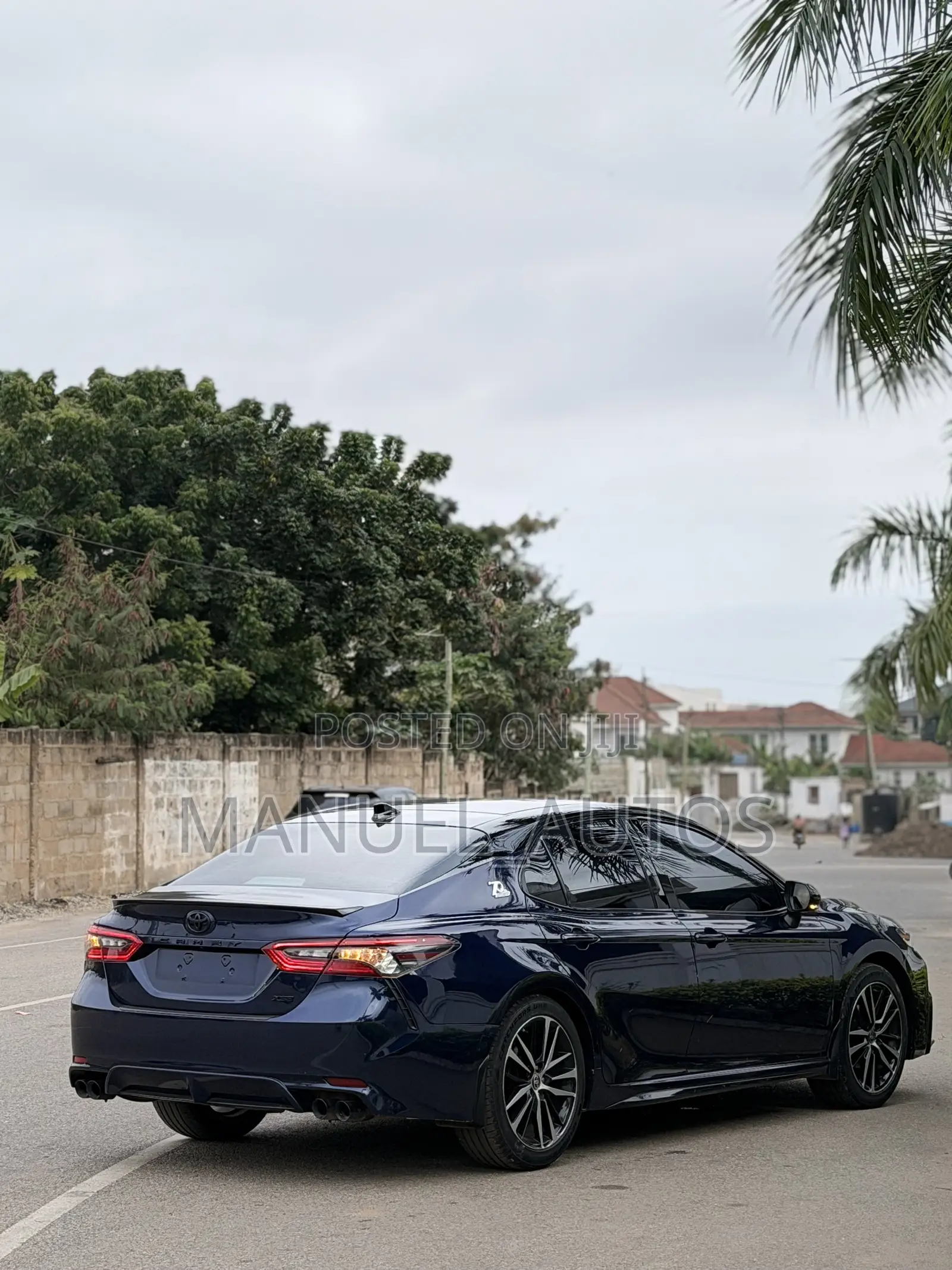 Toyota Camry XSE 2023 Blue