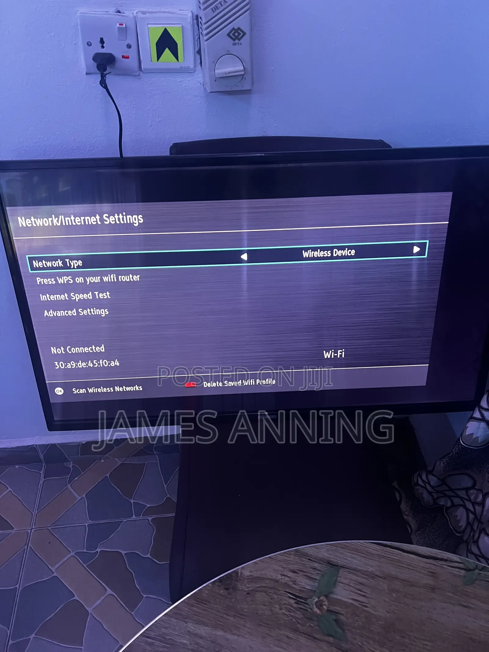 Kendo 40inches Smart TV