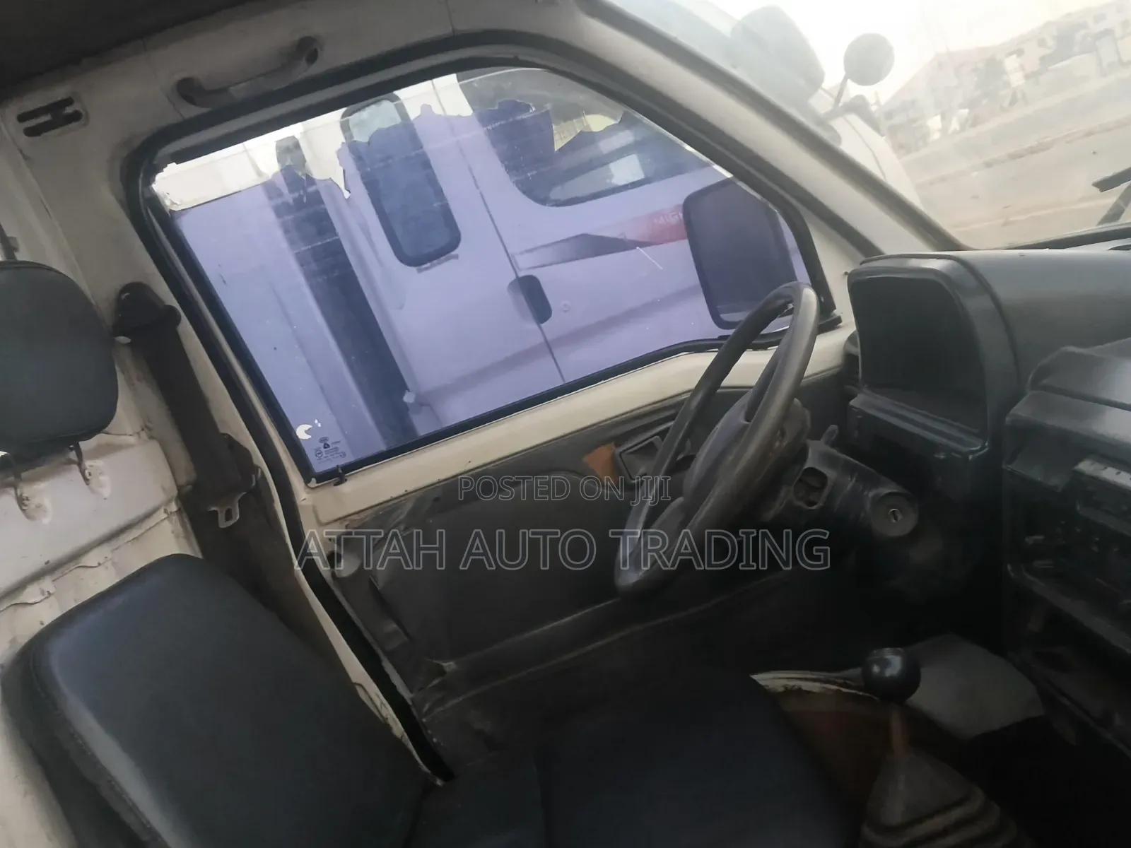 Hyundai Trajet 2000 White