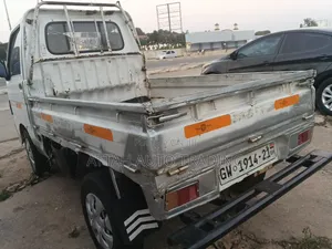 Hyundai Trajet 2000 White
