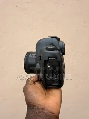 Canon 5D Mark 4 With 50mm