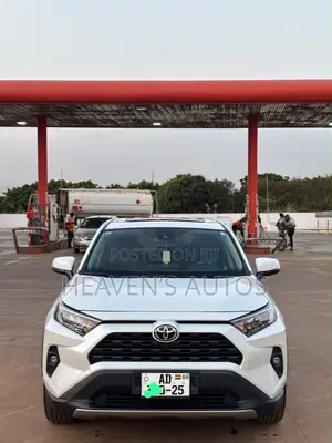 Toyota RAV4 2024 White